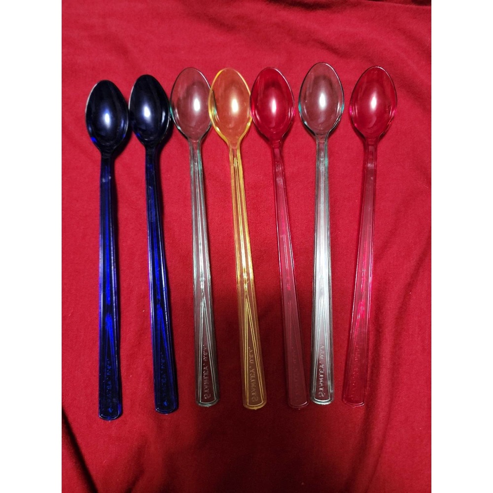 7 Vintage Stanley Ice Cream Spoons Plastic